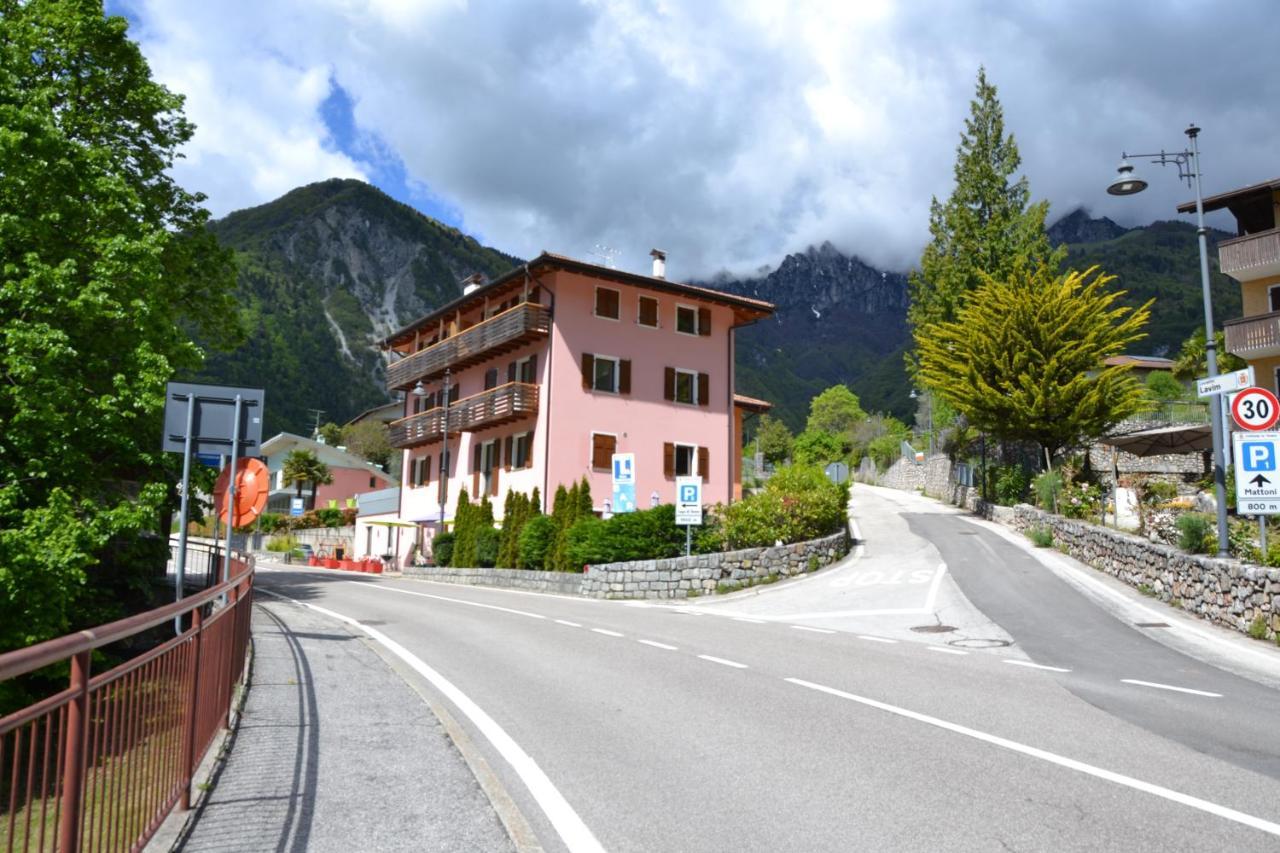 Tenno Appartamenti Garda Lake Exterior photo